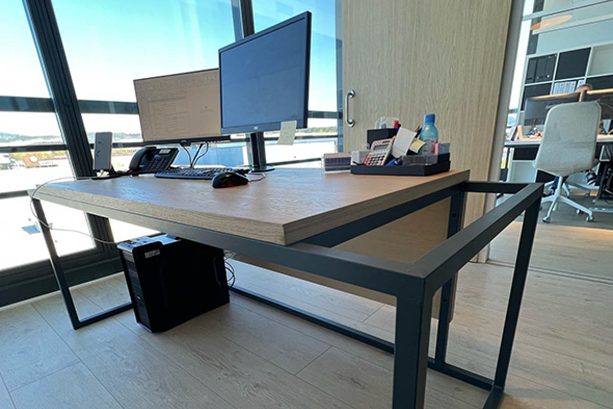 16.mesa despacho, detalle